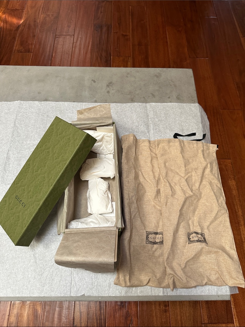 Gucci shoe box with dust bags
